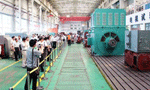 押注游戏成功开发YR系列4500KW大型废钢铁破碎电机。——西安博汇仪器仪表有限公司